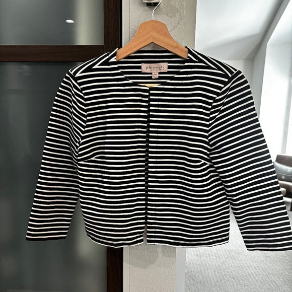 Philosophy Jackets & Blazers - Philosophy 3/4 Sleeve Cropped Jacket - Black/White Petite S